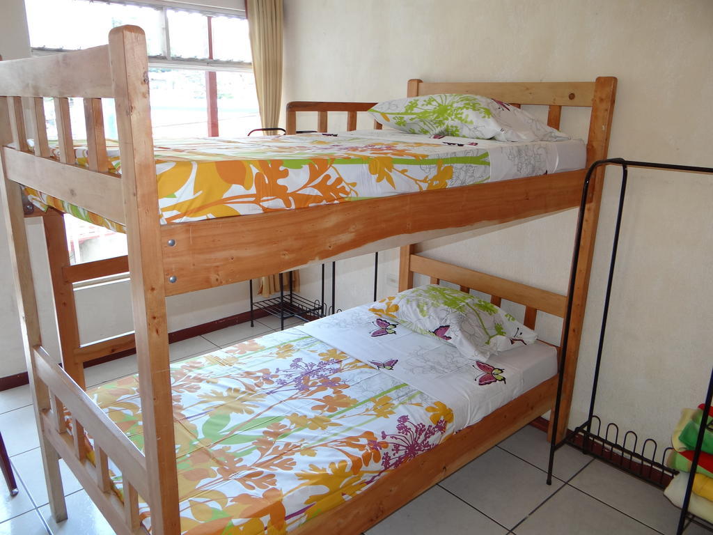 Hotel & Hostel Sloth Backpackers Monteverde ห้อง รูปภาพ