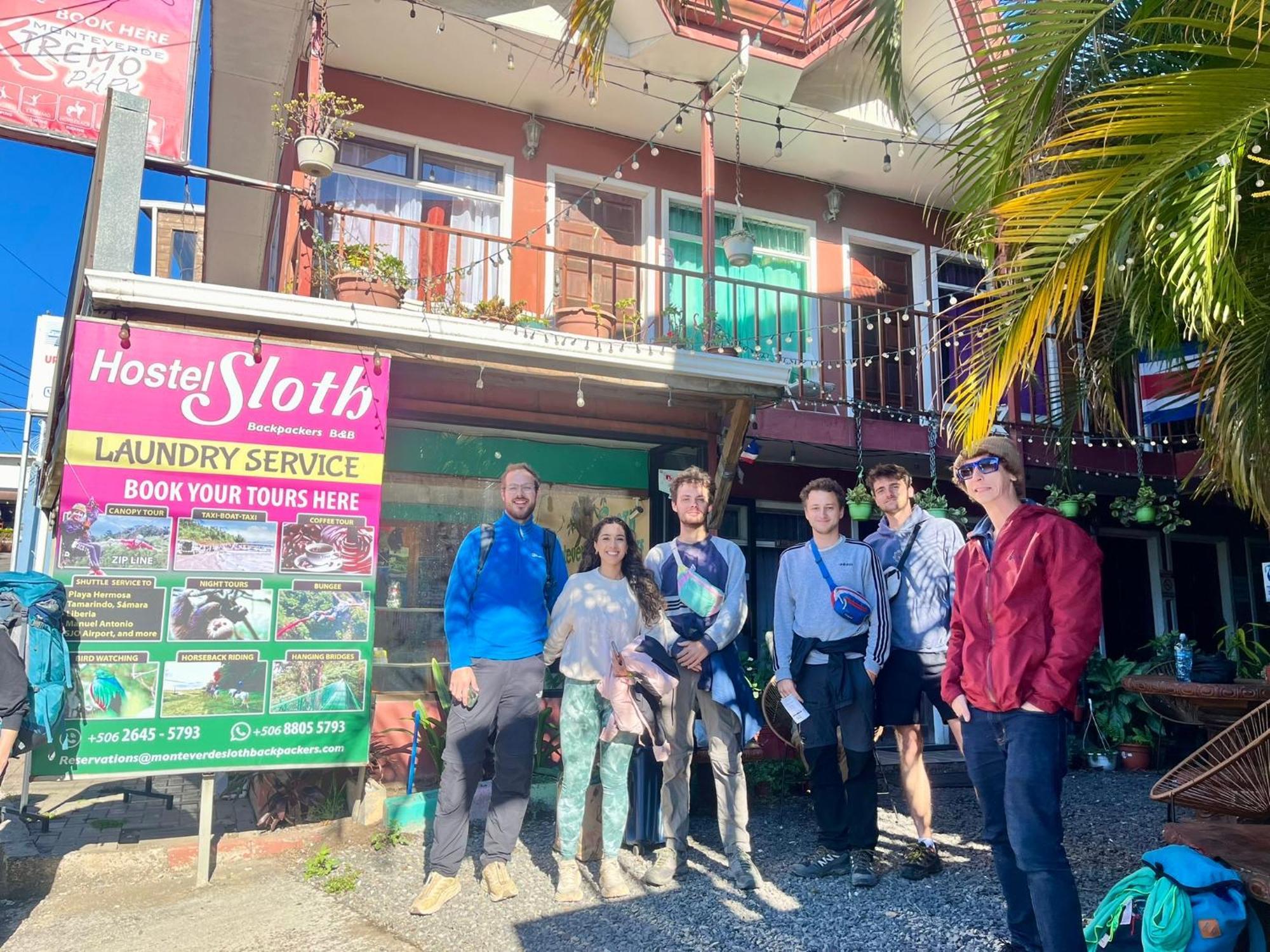 Hotel & Hostel Sloth Backpackers Monteverde ภายนอก รูปภาพ