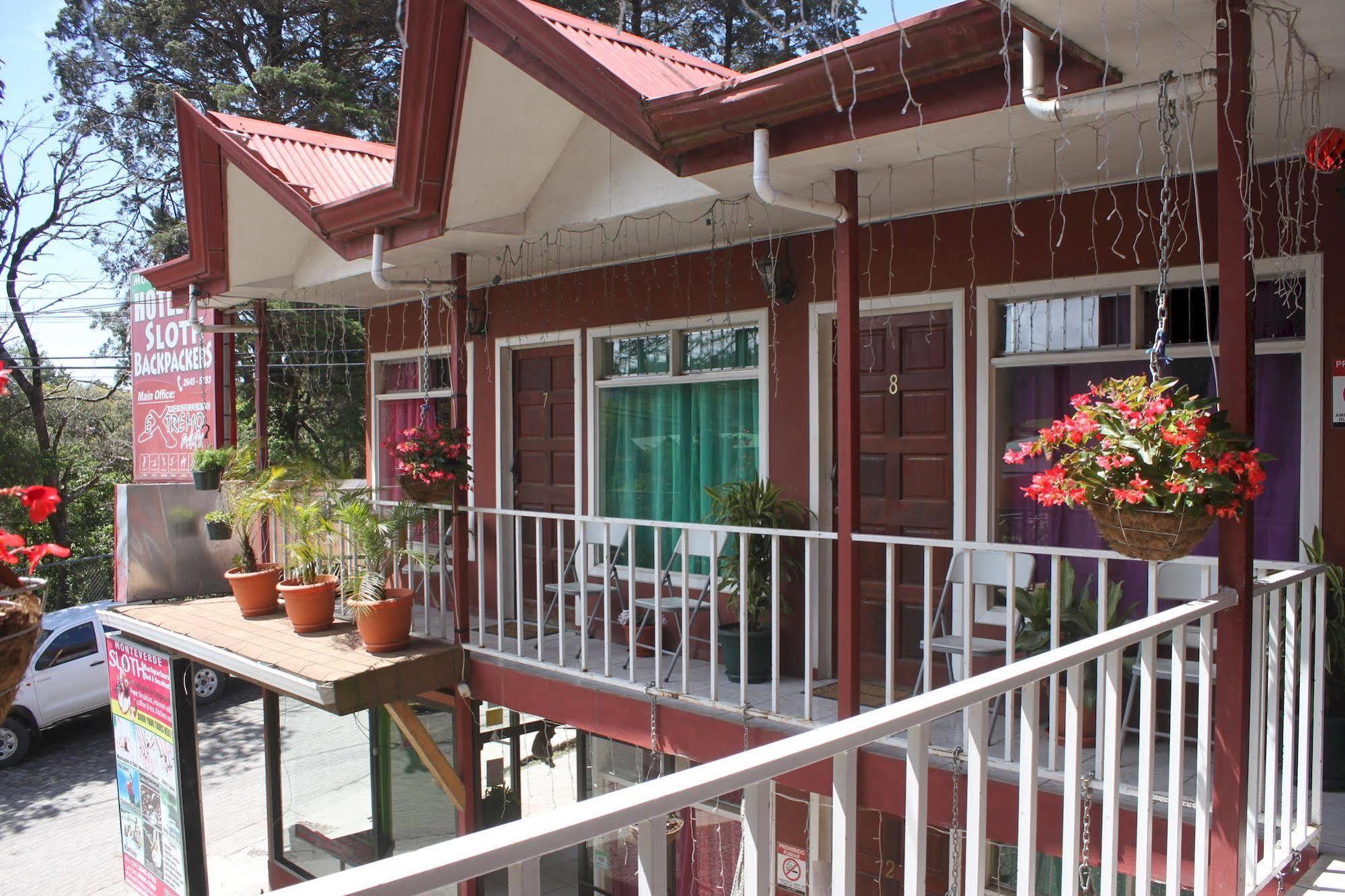Hotel & Hostel Sloth Backpackers Monteverde ภายนอก รูปภาพ
