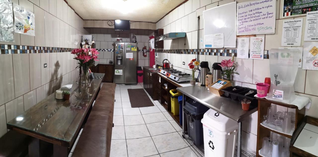 Hotel & Hostel Sloth Backpackers Monteverde ภายนอก รูปภาพ